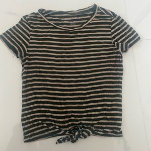 American eagle striped shirt/ cropped